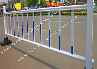 Good price Γαλβανισμένο σκυρόδεμα σωλήνων χάλυβα φρακτών ακρών του δρόμου καυτής εμβύθισης για την ασφάλεια οδικής κυκλοφορίας σε απευθείας σύνδεση