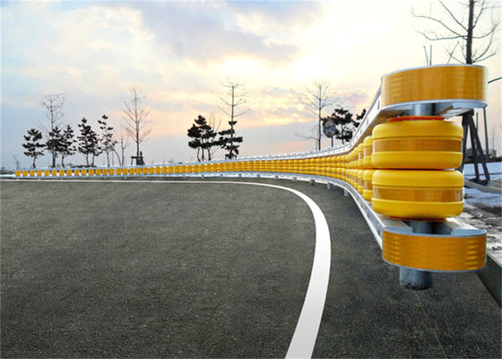 Καλή τιμή Length 4 Meters Roller Crash Barrier guardrail manufacture suitable for installation on highways streets and urban roads σε απευθείας σύνδεση