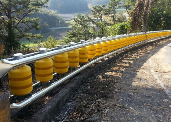 Καλή τιμή 4 μέτρα περιστροφικό φράγμα συγκρούσεων που παρέχει προστασία σε όλα τα επίπεδα, σχεδιασμένο για να αντέχει σε σκληρές συνθήκες και βαριές επιπτώσεις σε απευθείας σύνδεση