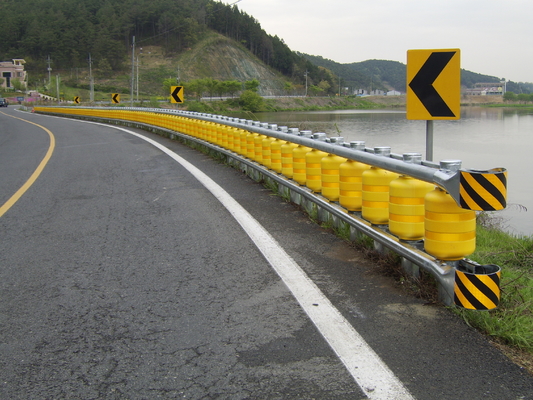 Good price 5pcs Beam Highway Roller Barrier για την οδική ασφάλεια και τη διαχείριση της κυκλοφορίας σε απευθείας σύνδεση