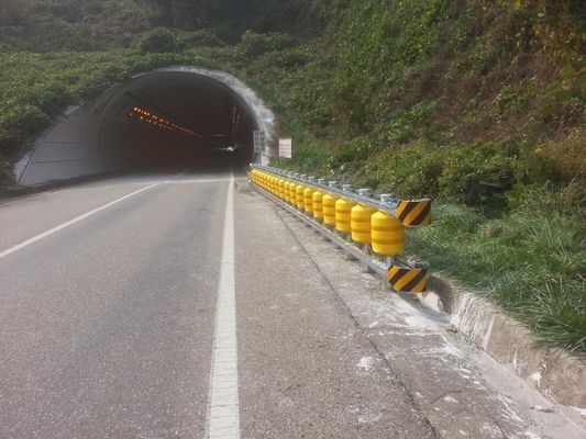 Good price 4 Meters Length Highway Roller Barrier for Mountain Roads Highly Recommended in Oman σε απευθείας σύνδεση